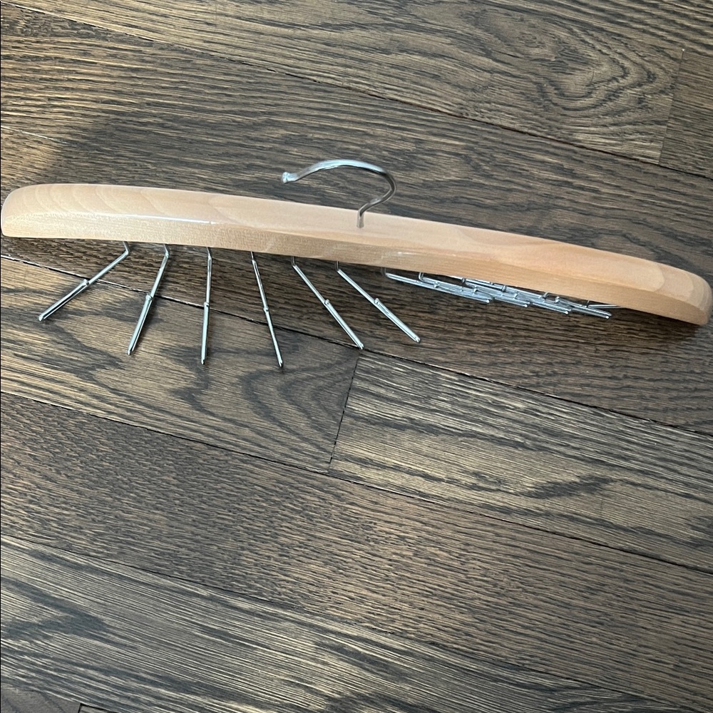 Wooden Clothes Hanger with Metal Clips - Picture 2 of 2